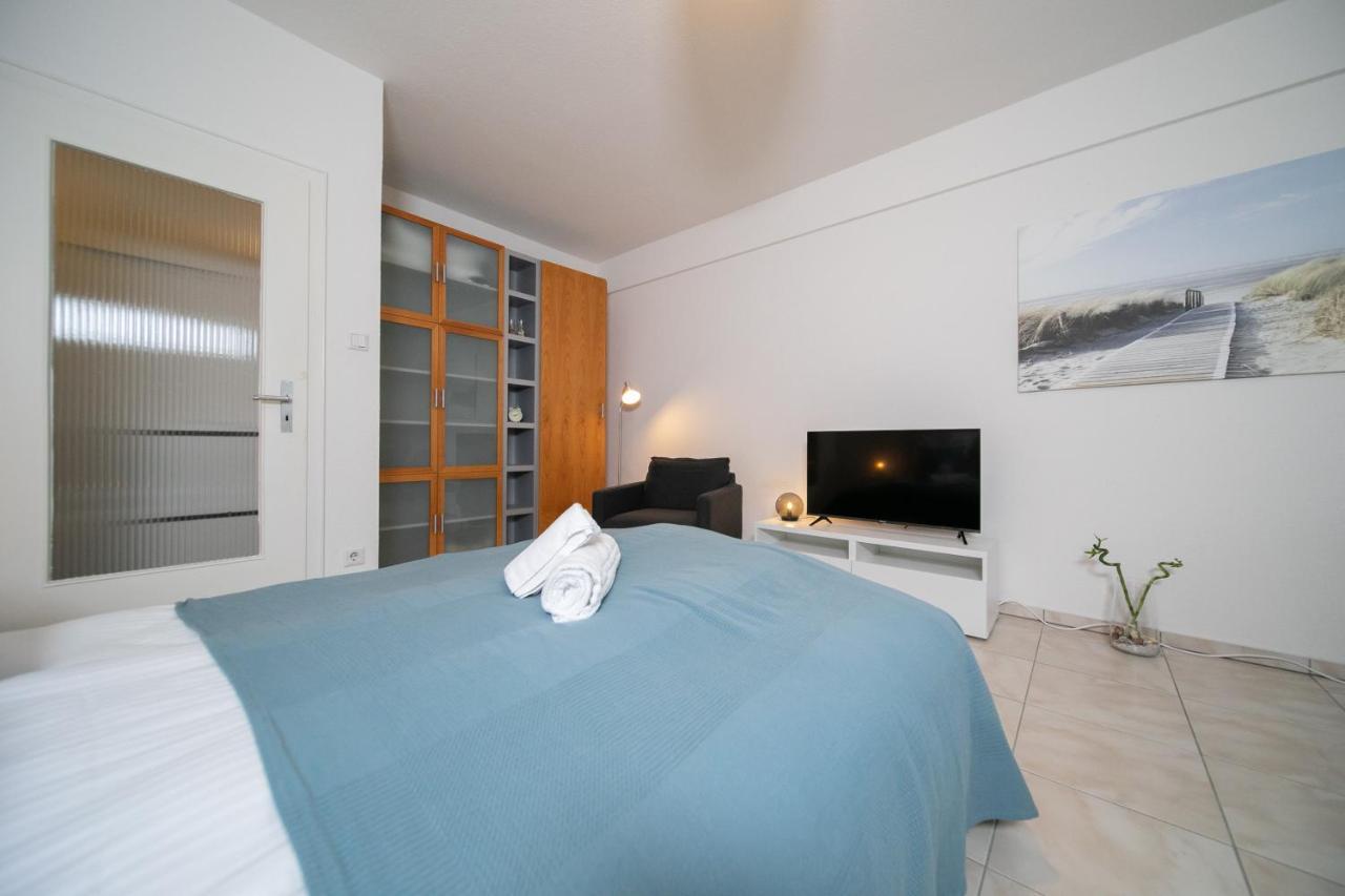 Apartment Blue - Zentral Und Gut Angebunden Düsseldorf Exterior foto